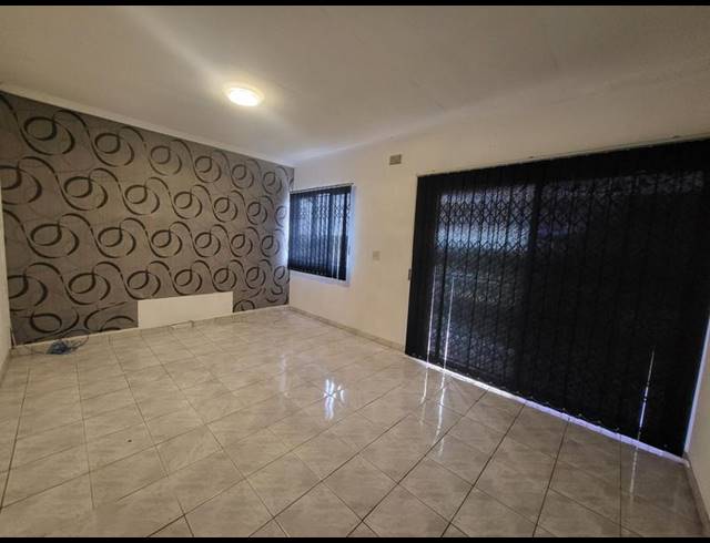 3 BEDROOM HOUSE FOR SALE IN DAWNCREST